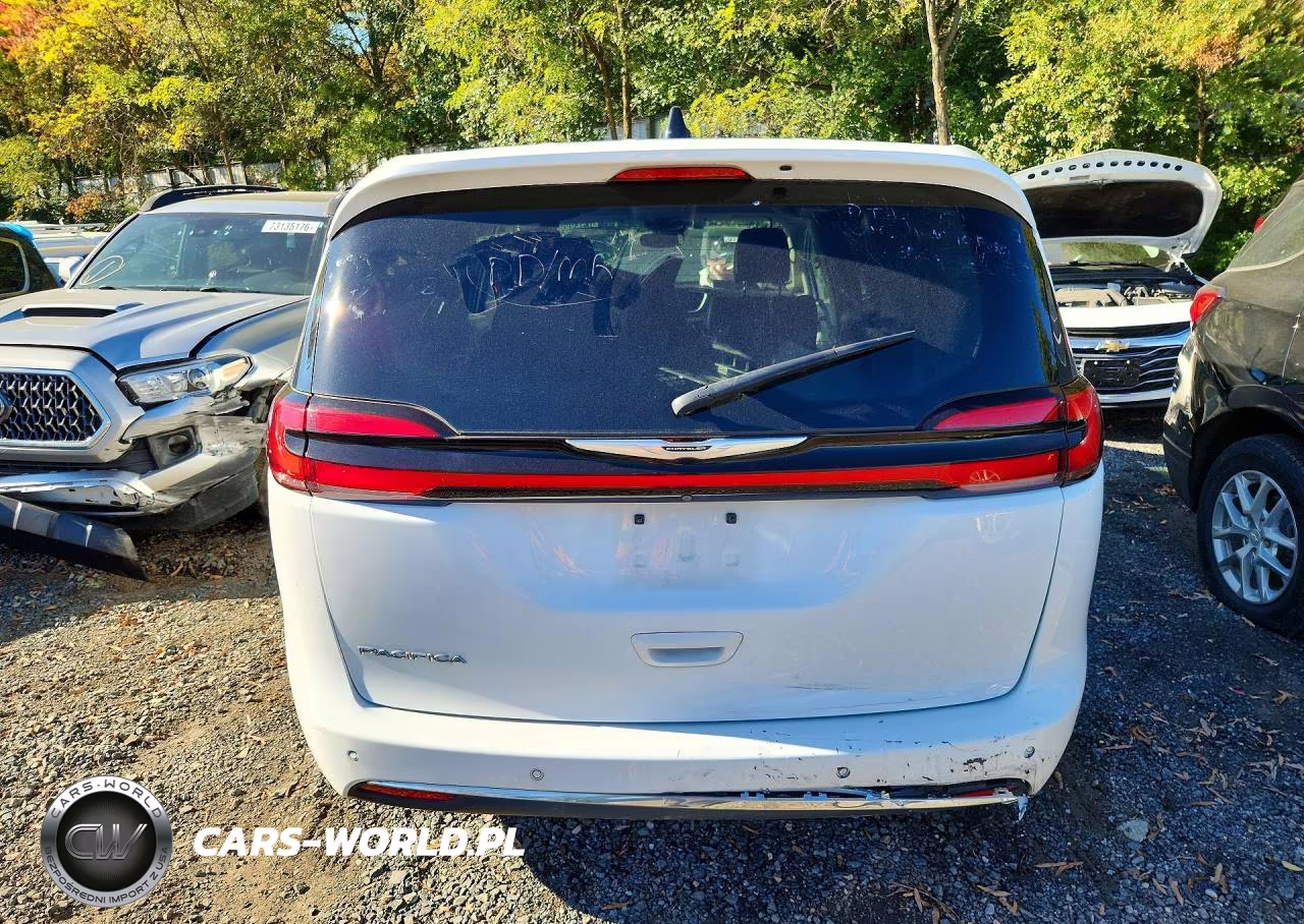 2023 Chrysler Pacifica Touring L VIN:2C4RC1BG1PR624680 - 6