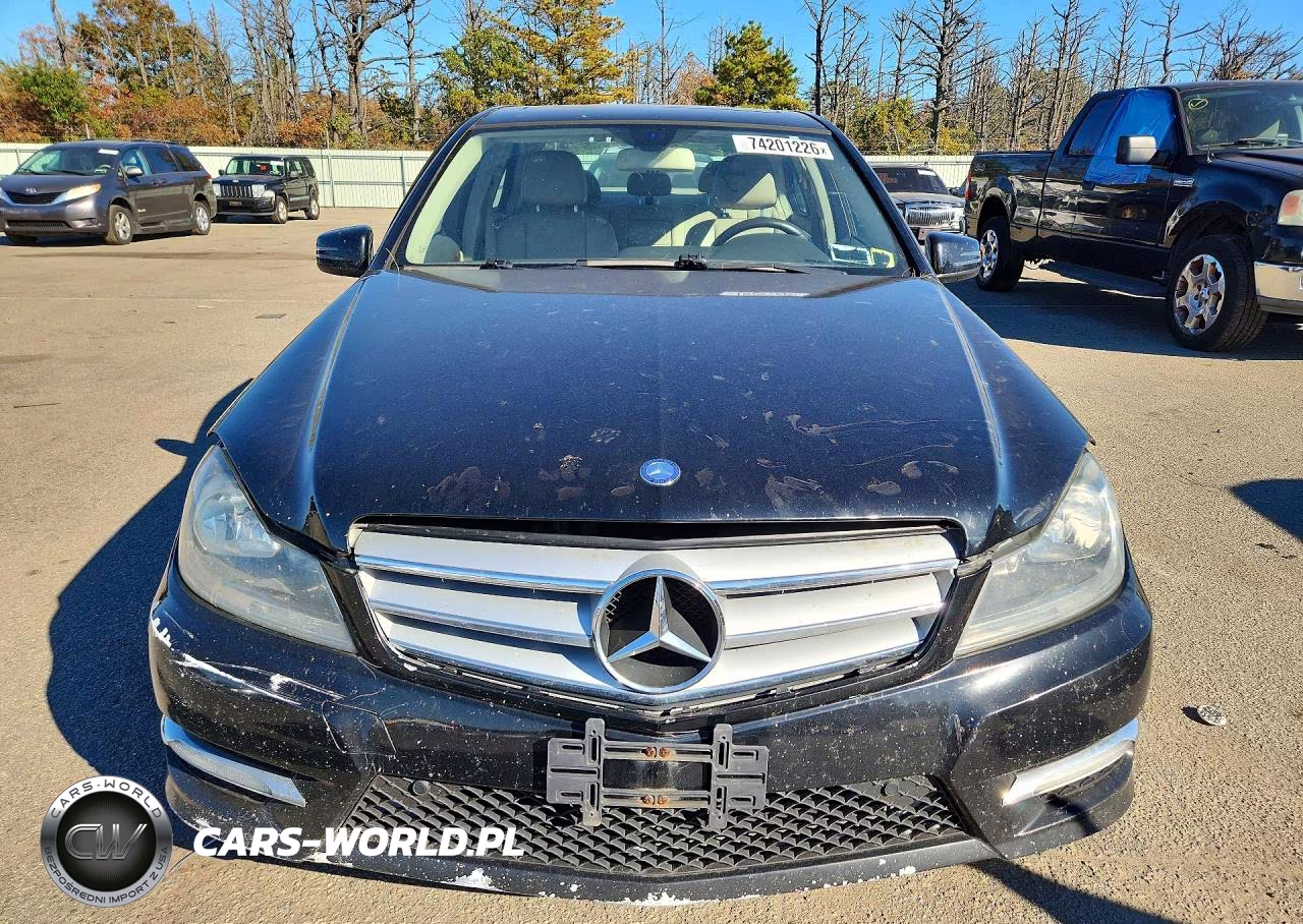 2012 Mercedes-Benz C 300 4Matic VIN:WDDGF8BB5CR226034 - 5