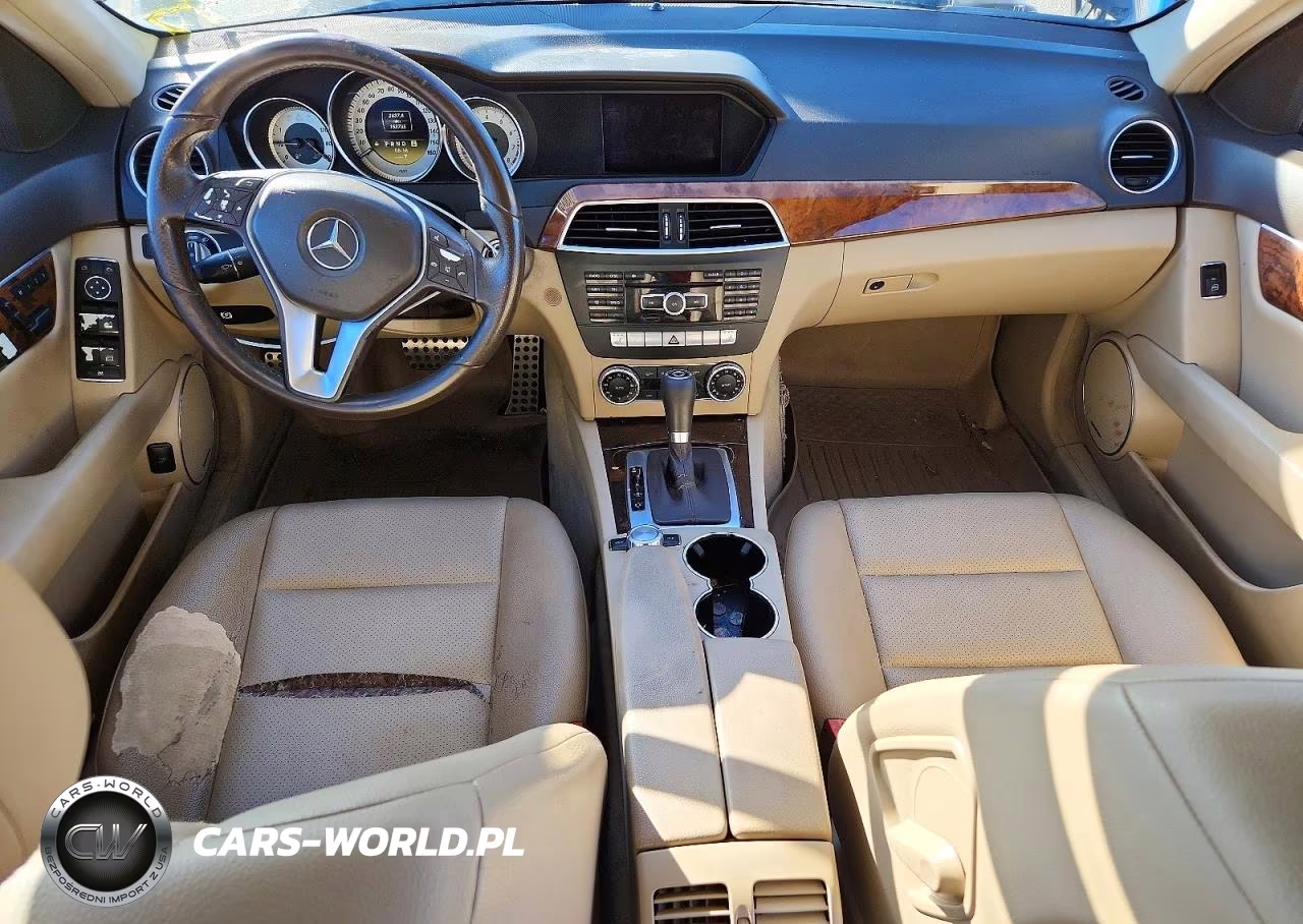 2012 Mercedes-Benz C 300 4Matic VIN:WDDGF8BB5CR226034 - 8