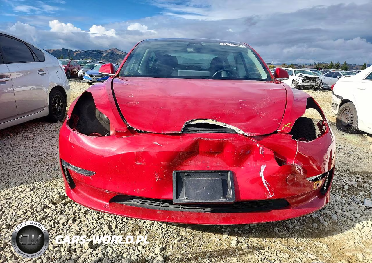 2018 Tesla Model 3 VIN:5YJ3E1EB5JF114805 - 5
