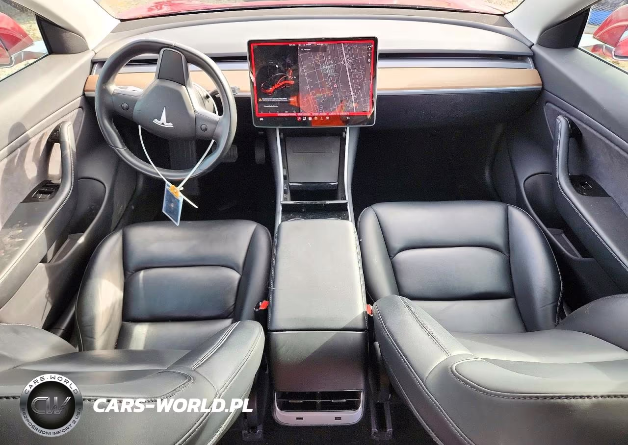2018 Tesla Model 3 VIN:5YJ3E1EB5JF114805 - 8