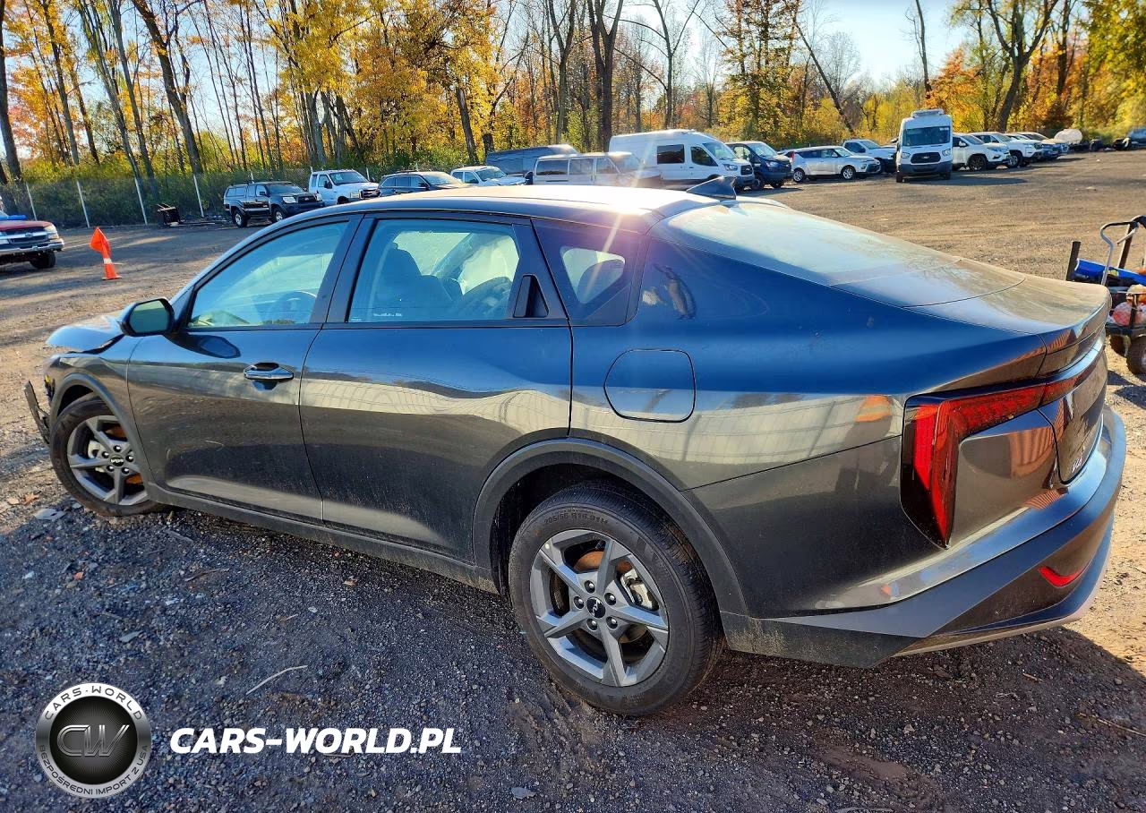 2026 Kia K4 Lxs VIN:3KPFT4DE7TE300046 - 2