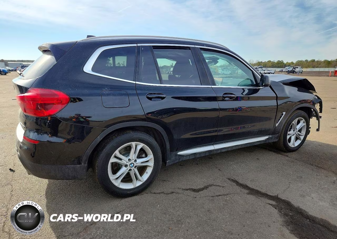 2019 BMW X3 xDrive30I VIN:5UXTR9C56KLD90815 - 3