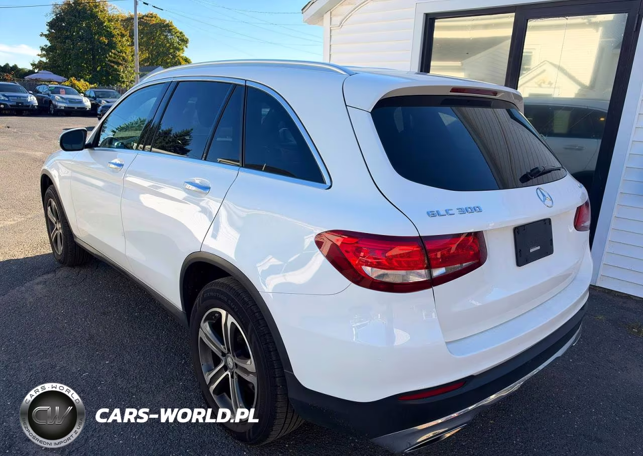 2017 Mercedes-Benz Glc 300 4Matic VIN:WDC0G4KB1HF155967 - 2