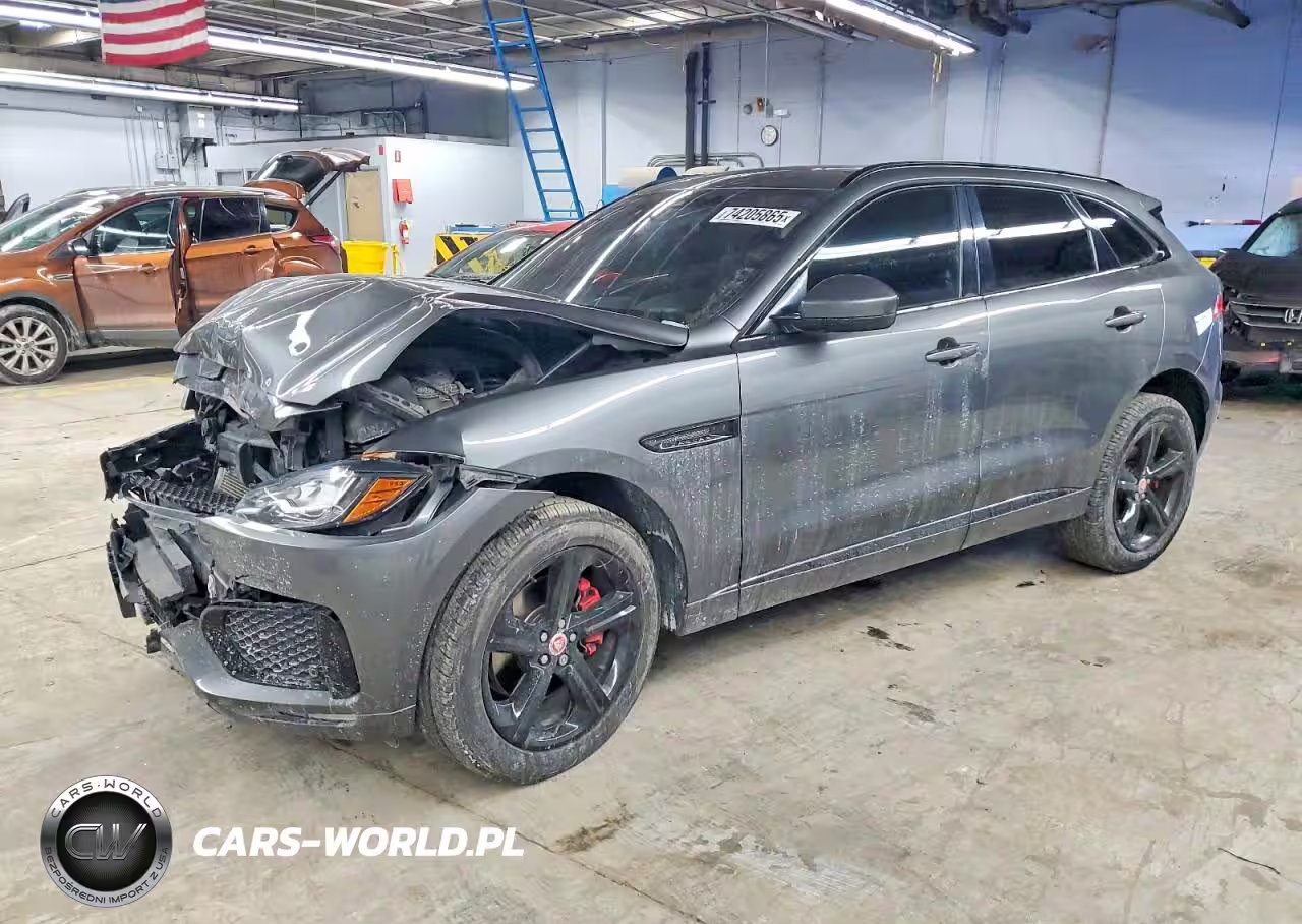 2018 Jaguar F-Pace S