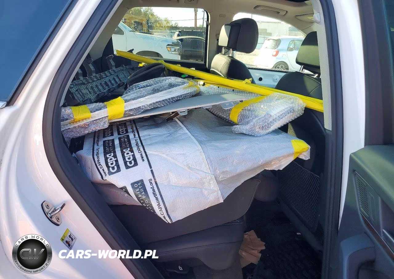 2023 Audi Q5 Premium Plus 45 VIN:WA1EAAFY2P2000645 - 11