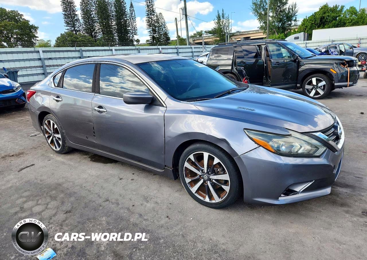 2016 Nissan Altima 2.5 Sr VIN:1N4AL3AP3GN391916 - 4