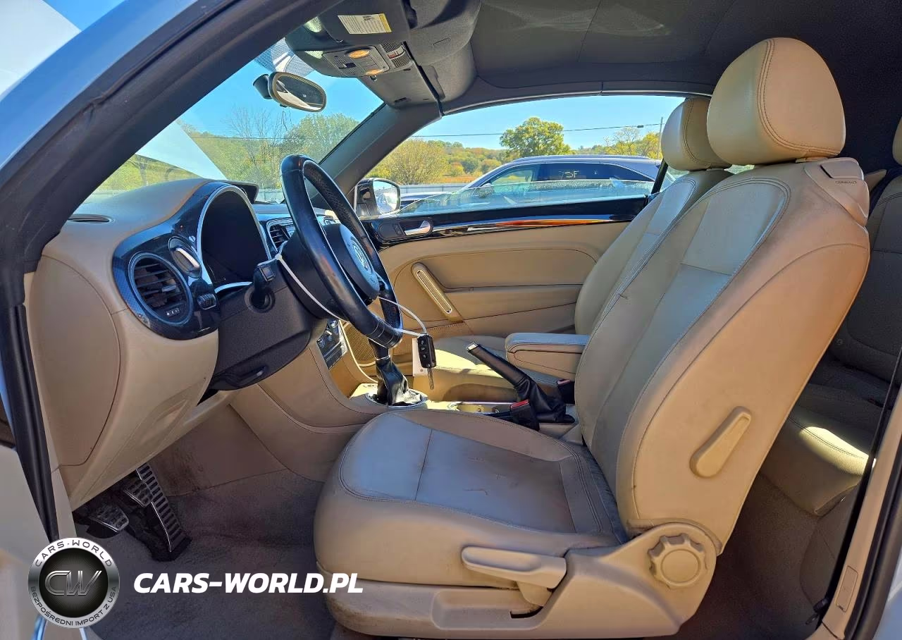2014 Volkswagen Beetle Turbo VIN:3VW8T7AT7EM813705 - 7