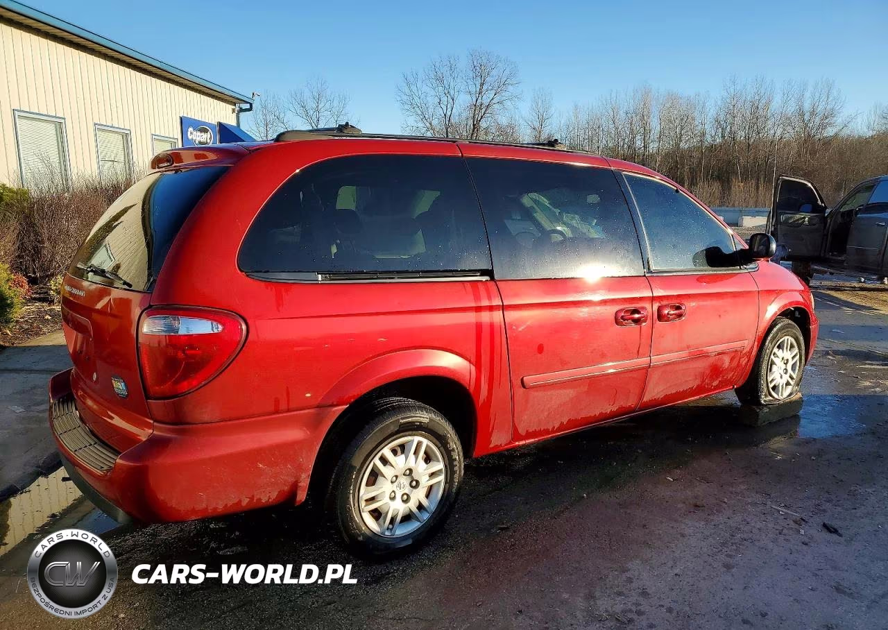 2005 Dodge Grand Caravan Se VIN:2D4GP24RX5R142323 - 3