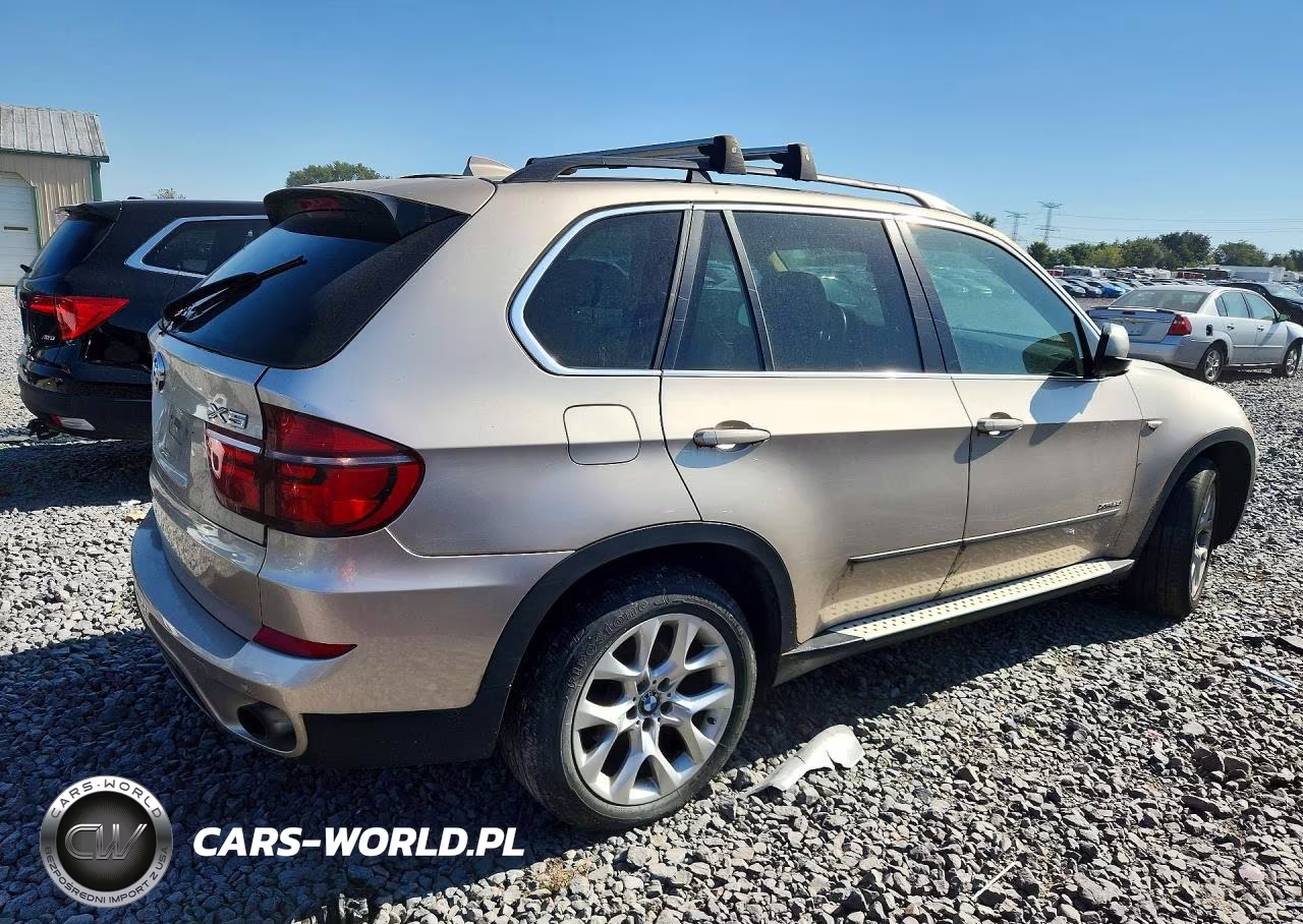 2013 BMW X5 xDrive35I VIN:5UXZV4C55D0B01159 - 3