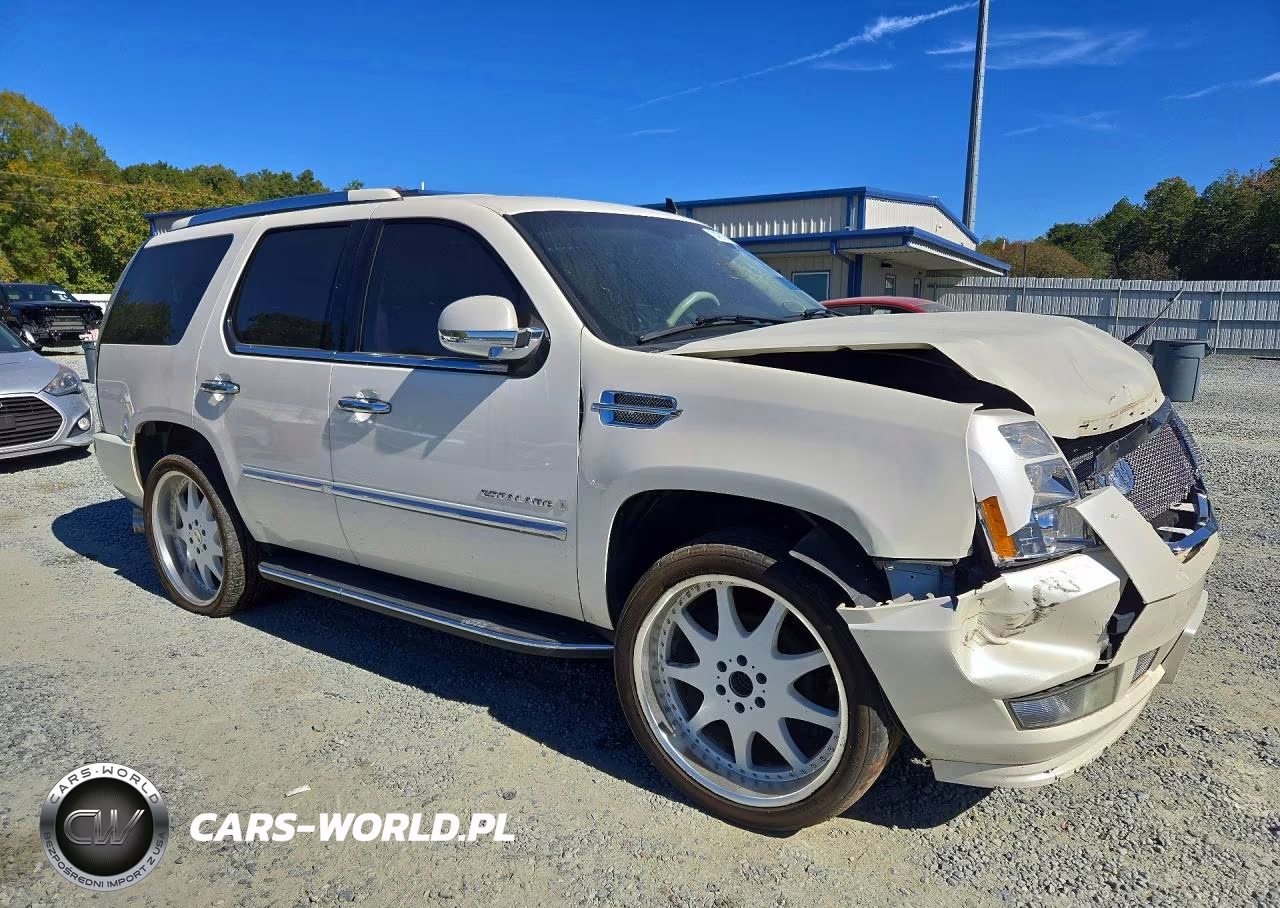 2007 Cadillac Escalade Luxury VIN:1GYFK63807R288823 - 4