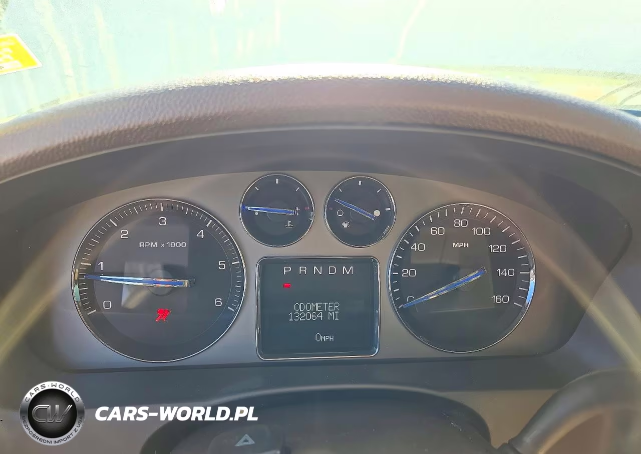 2007 Cadillac Escalade Luxury VIN:1GYFK63807R288823 - 9
