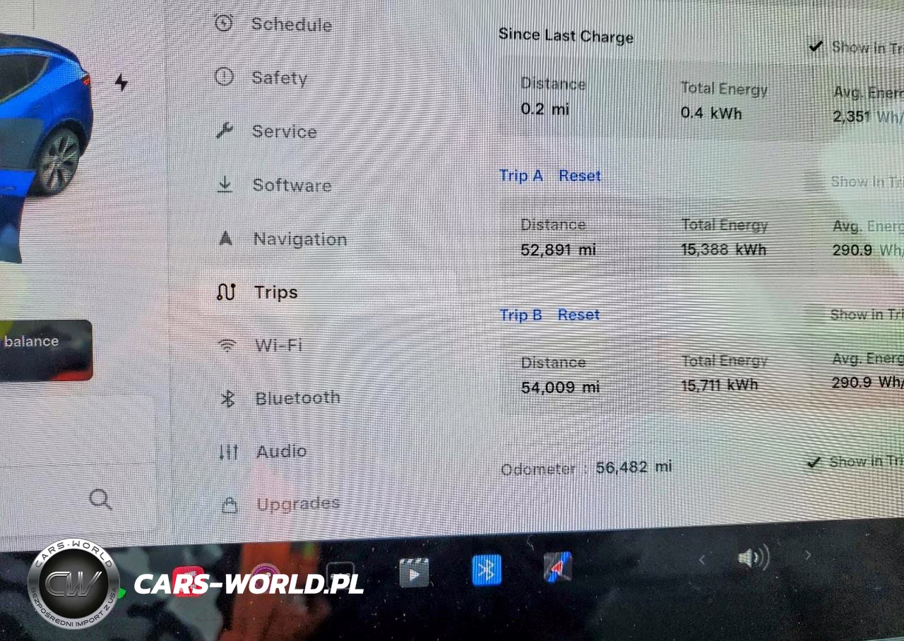 2020 Tesla Model Y VIN:5YJYGDEEXLF007103 - 9