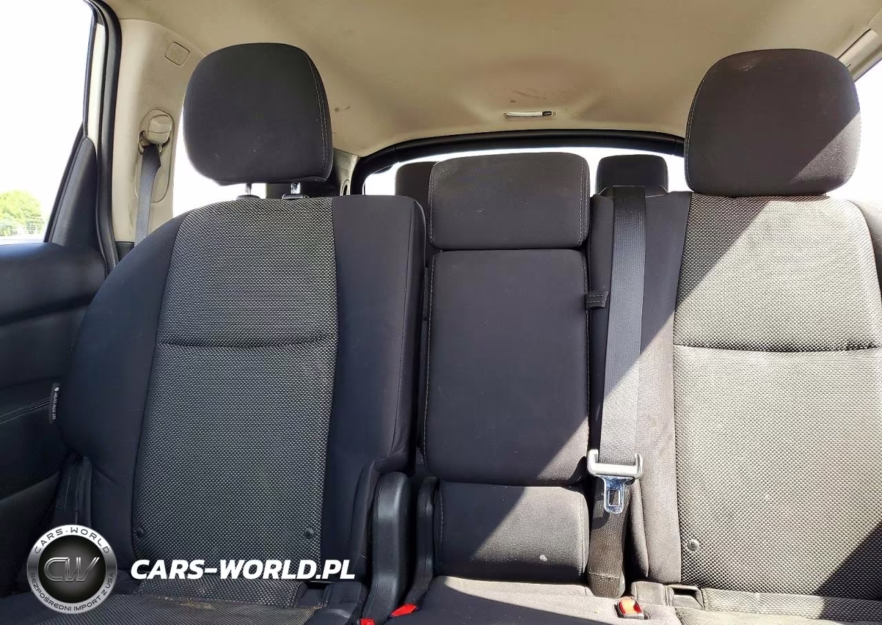 2019 Nissan Pathfinder S VIN:5N1DR2MN5KC580710 - 10