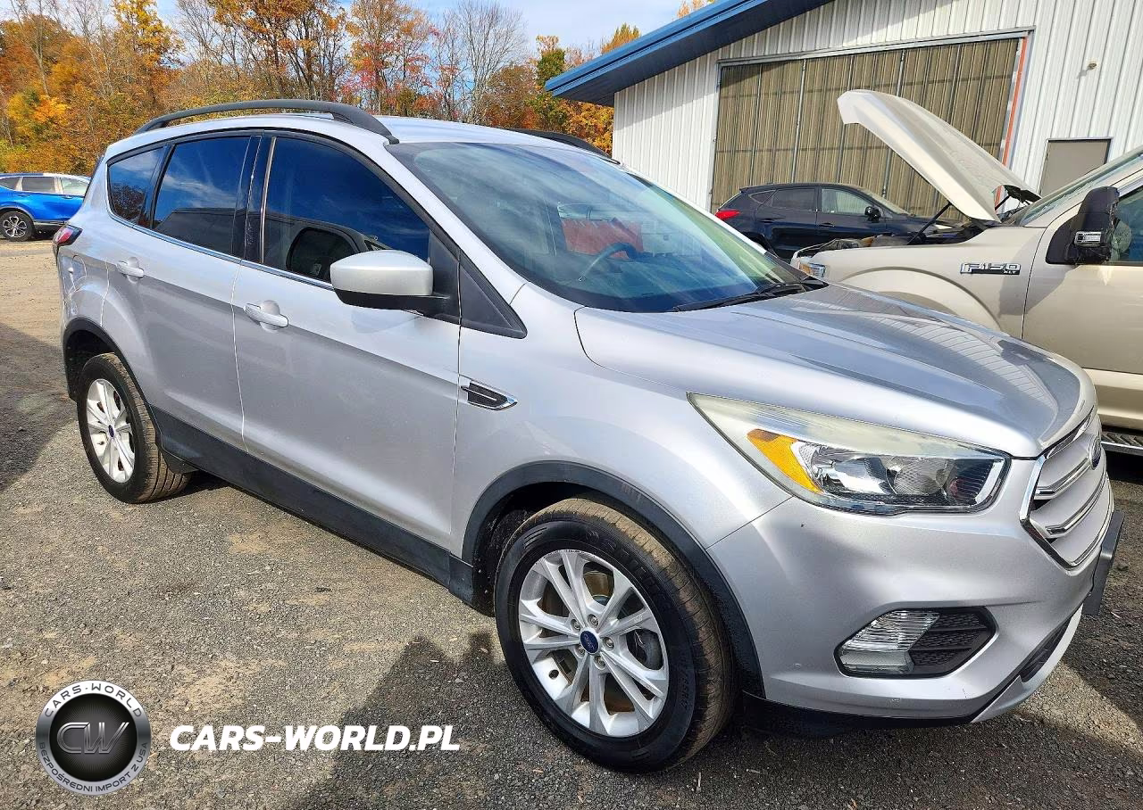 2018 Ford Escape Se VIN:1FMCU0GD6JUC26107 - 4