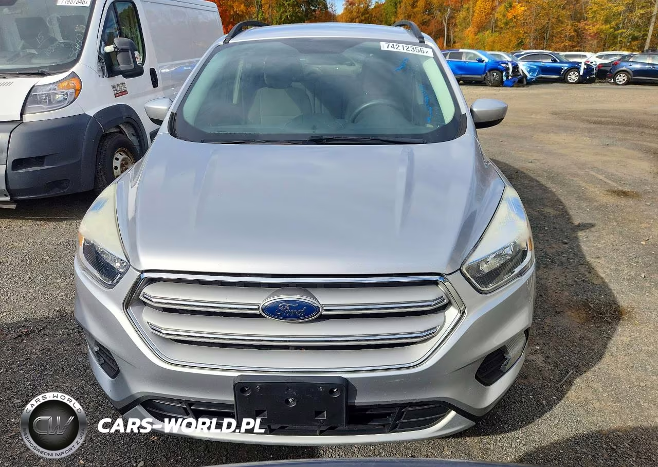 2018 Ford Escape Se VIN:1FMCU0GD6JUC26107 - 5