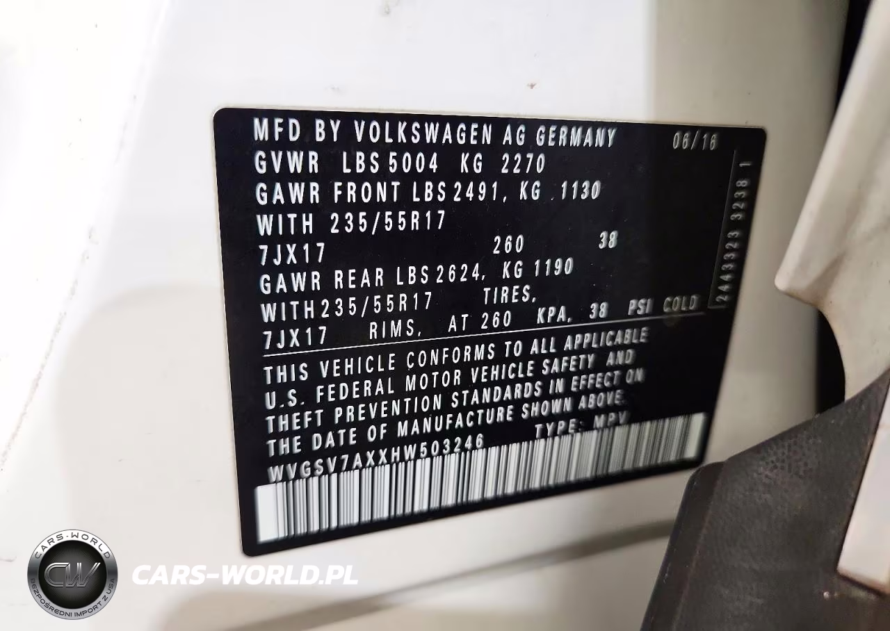 2017 Volkswagen Tiguan Wolfsburg VIN:WVGSV7AXXHW503246 - 13
