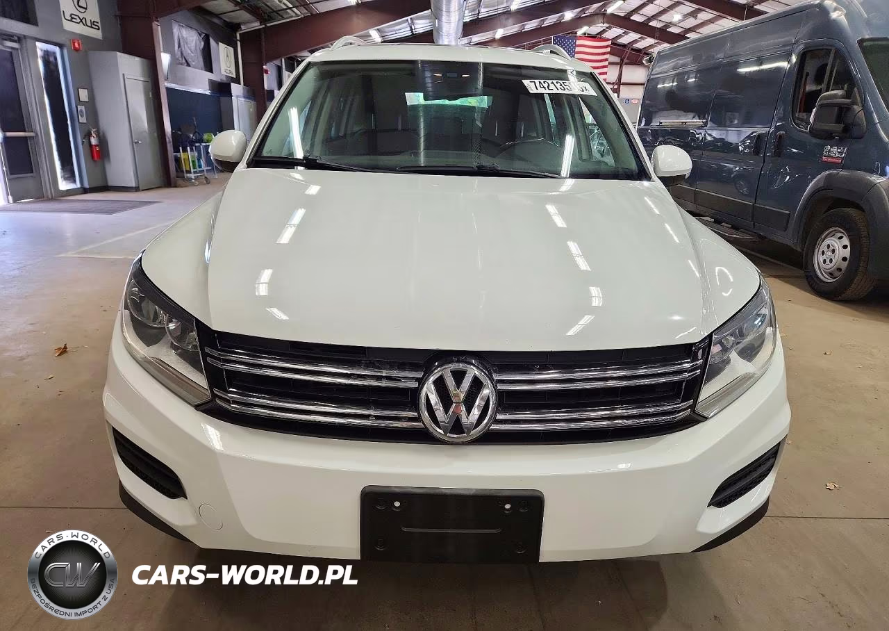 2017 Volkswagen Tiguan Wolfsburg VIN:WVGSV7AXXHW503246 - 5