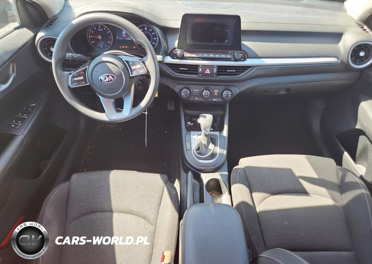 2020 Kia Forte Lxs VIN:3KPF24ADXLE205642 - 8