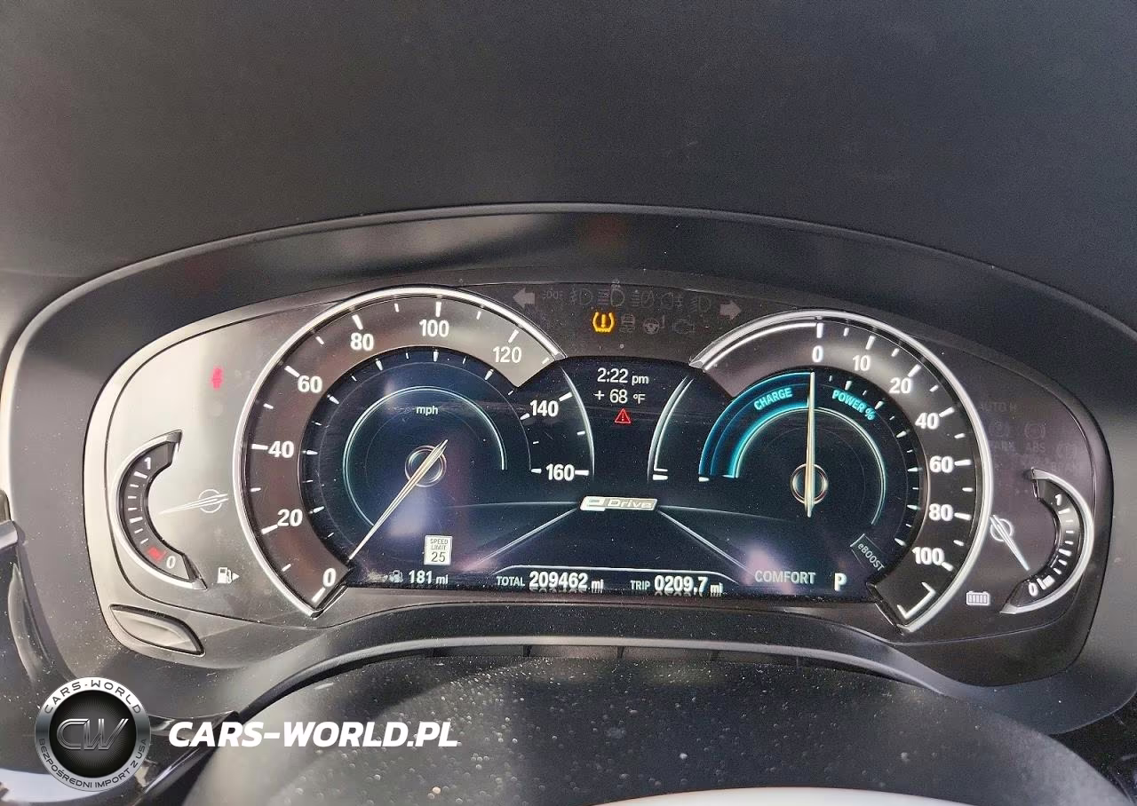 2018 BMW 530Xe VIN:WBAJB1C52JB085308 - 9