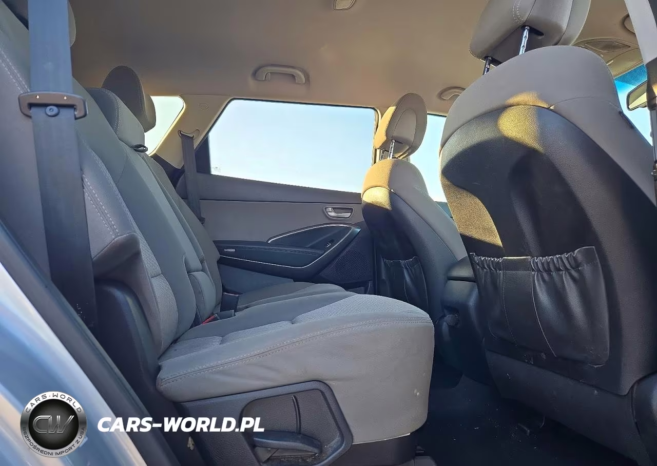 2017 Hyundai Santa Fe Se VIN:KM8SMDHF9HU208200 - 11