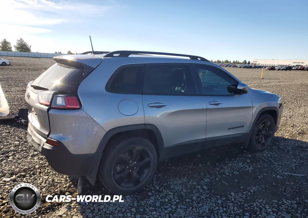 2019 Jeep Cherokee Latitude Plus VIN:1C4PJMLX1KD478161 - 3
