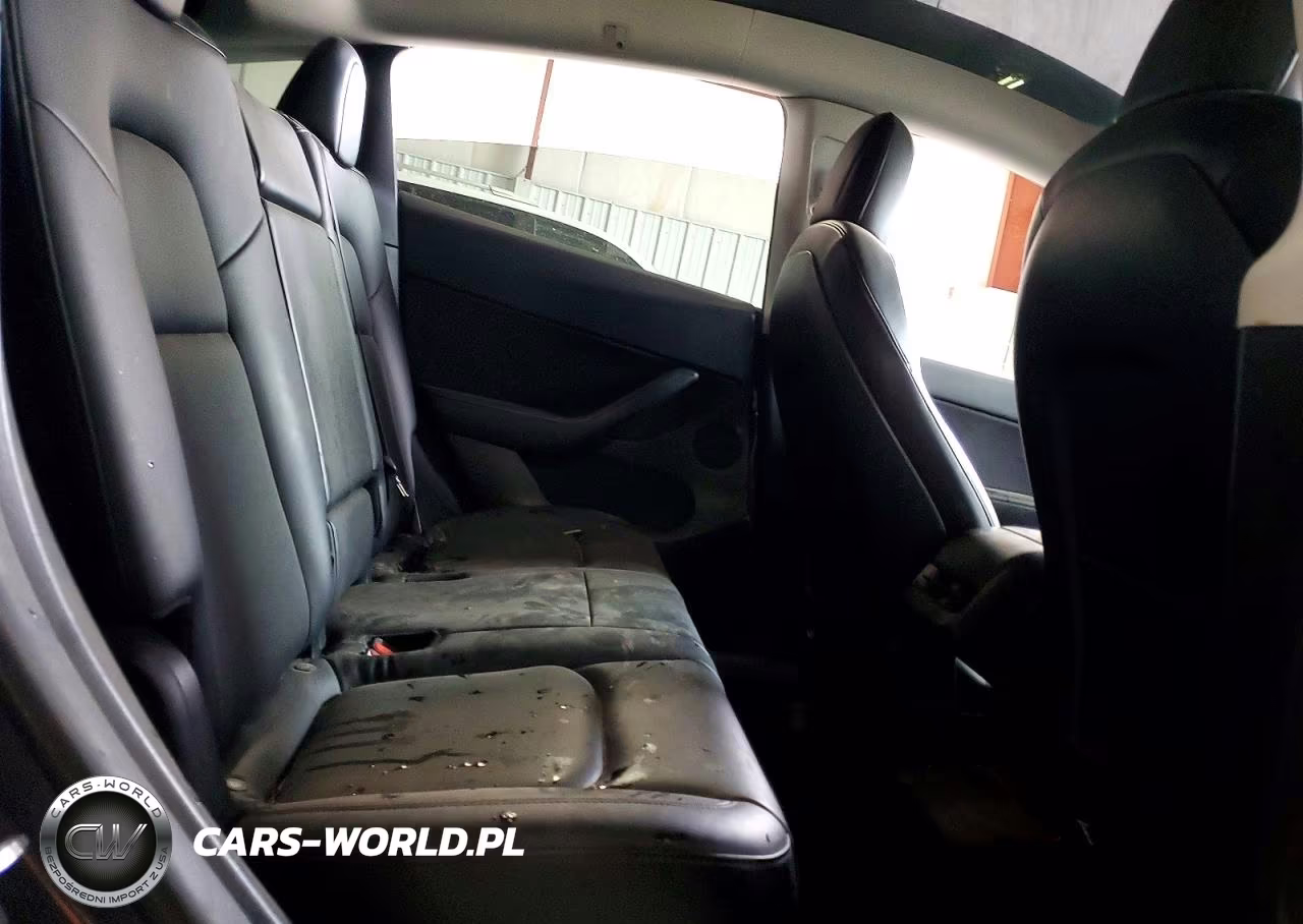 2021 Tesla Model Y VIN:5YJYGDEE7MF207891 - 10