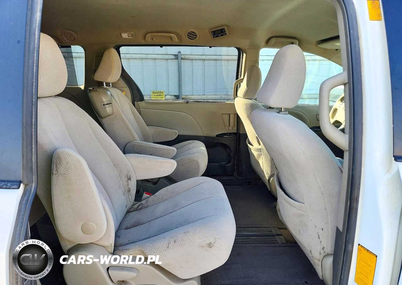 2014 Toyota Sienna Le VIN:5TDKK3DC4ES464907 - 11