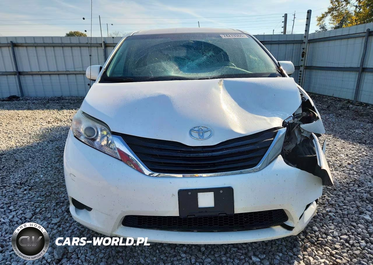 2014 Toyota Sienna Le VIN:5TDKK3DC4ES464907 - 5