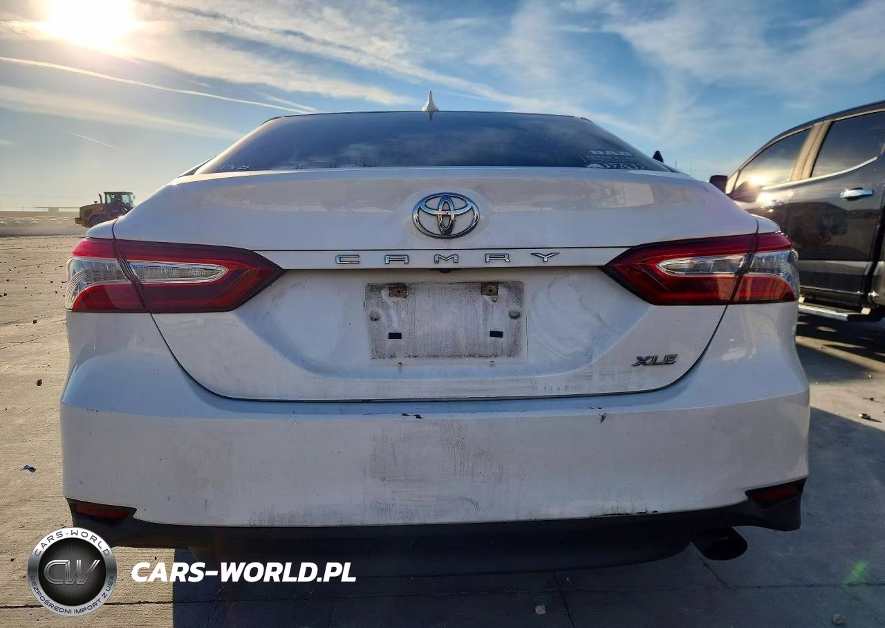 2019 Toyota Camry Xle VIN:4T1B11HK7KU212242 - 6