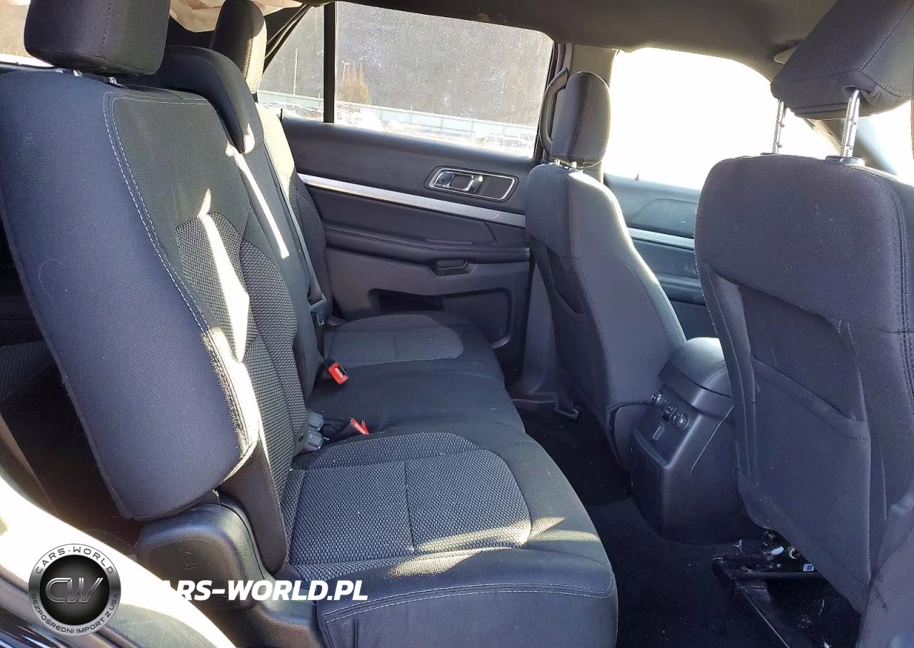 2019 Ford Explorer Xlt VIN:1FM5K8D85KGA85745 - 11