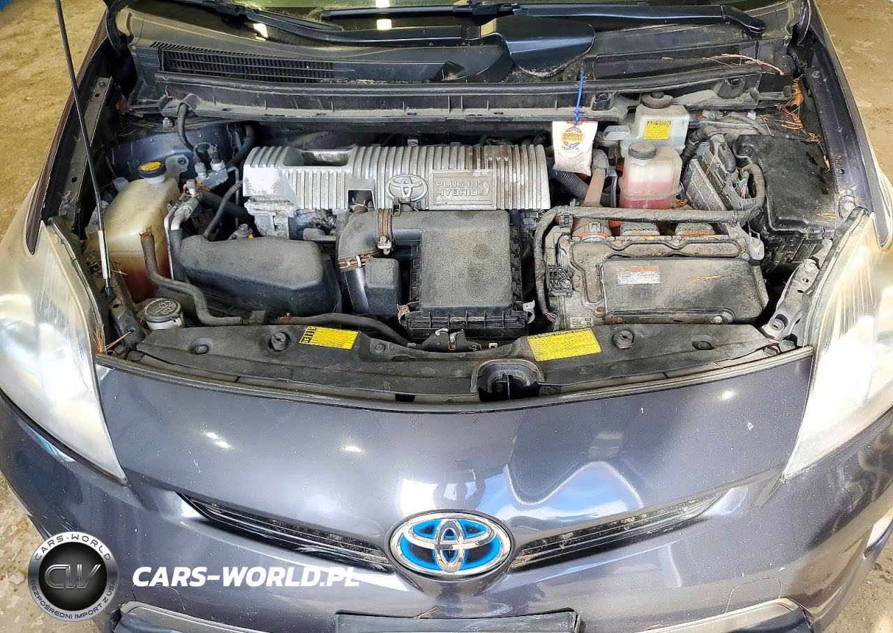 2013 Toyota Prius Plug-In Hybrid Base VIN:JTDKN3DP0D3030638 - 11