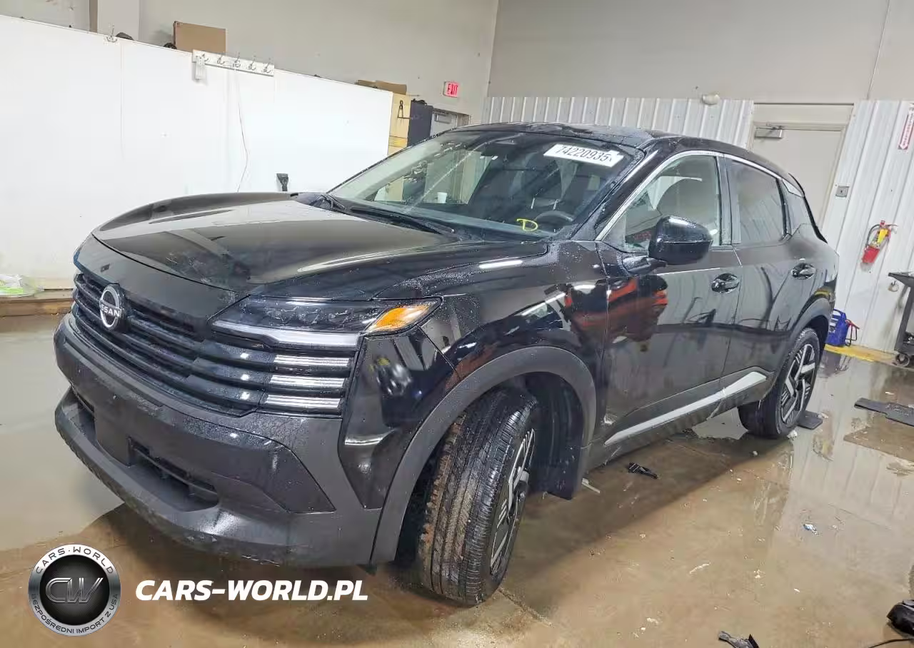 2025 Nissan Kicks Sv