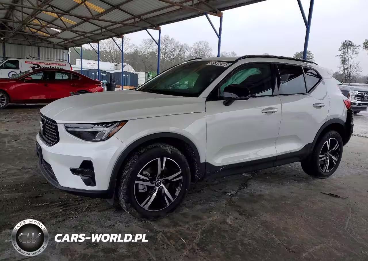 2024 Volvo Xc40 Core