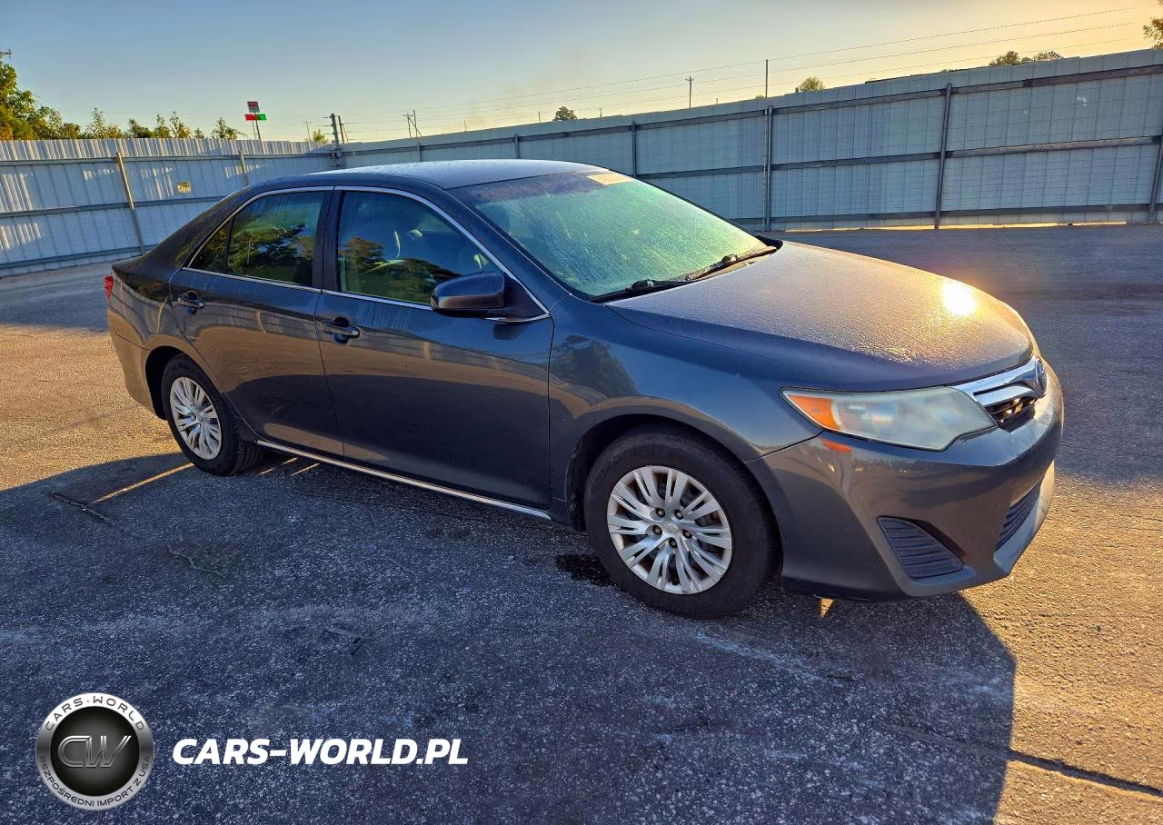 2013 Toyota Camry Le VIN:4T1BF1FK0DU697105 - 4