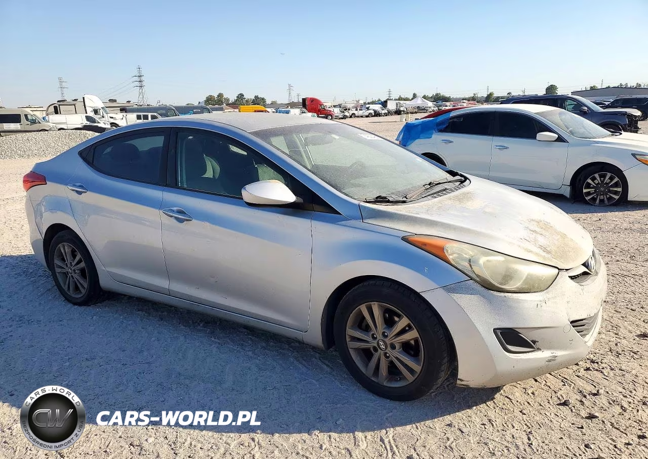 2011 Hyundai Elantra Gls VIN:5NPDH4AE6BH042898 - 4