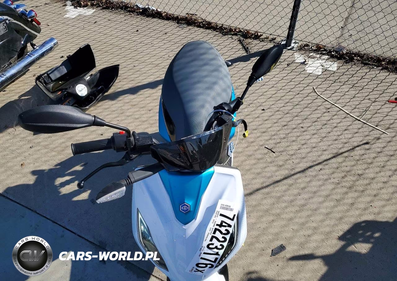 2022 Piaggio 1 Active VIN:ZAPME1EB6N4000134 - 5