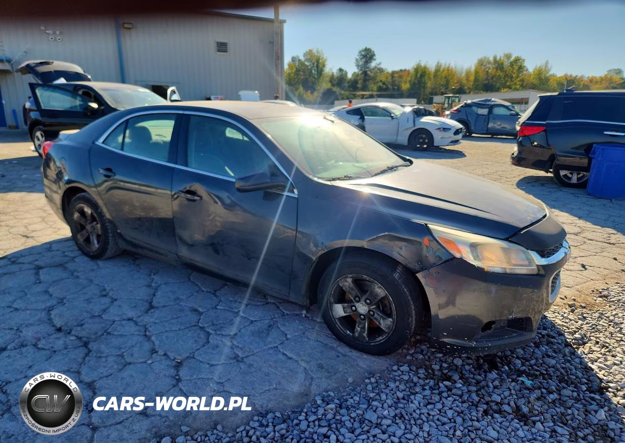 2015 Chevrolet Malibu Ls VIN:1G11A5SL4FF269896 - 4