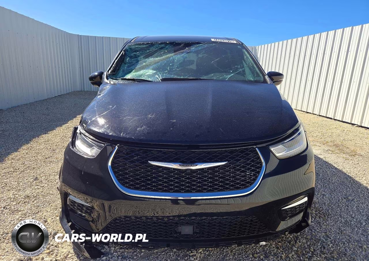 2026 Chrysler Pacifica Select VIN:2C4RC1BG7TR185821 - 5