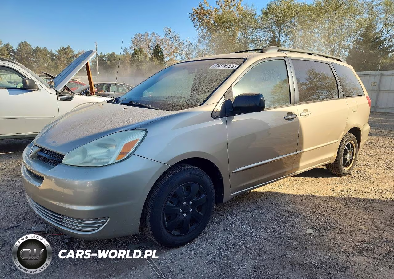 2004 Toyota Sienna Le 7 Passenger