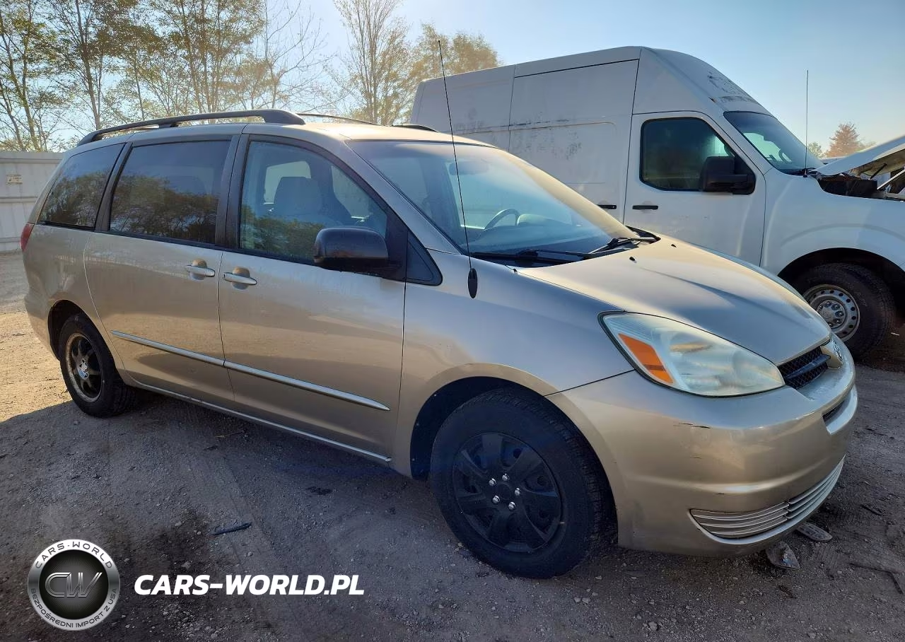 2004 Toyota Sienna Le 7 Passenger VIN:5TDZA23CX4S186218 - 4