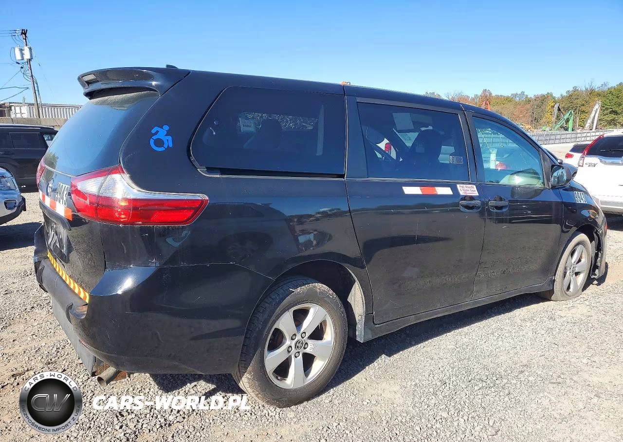 2020 Toyota Sienna L VIN:5TDZZ3DCXLS057035 - 3