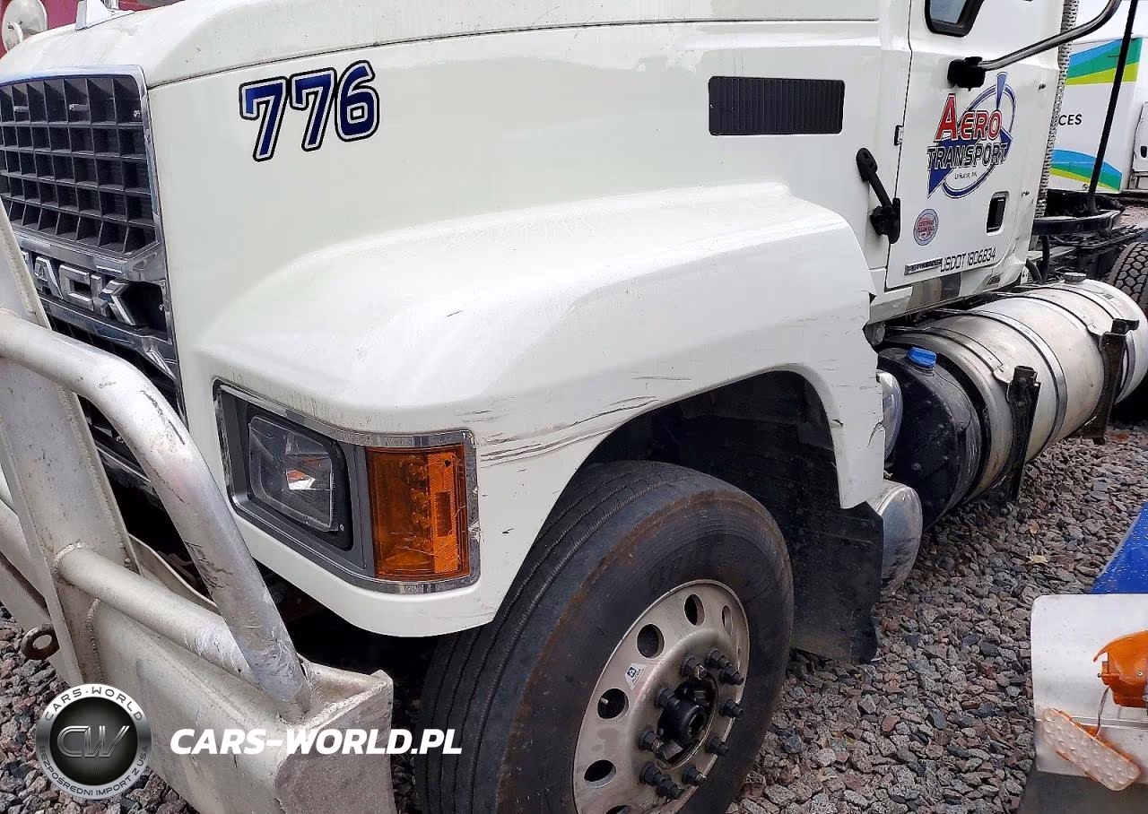 2026 Mack Pinnacle Semi Truck VIN:1M1PN4GY0TM019776 - 13