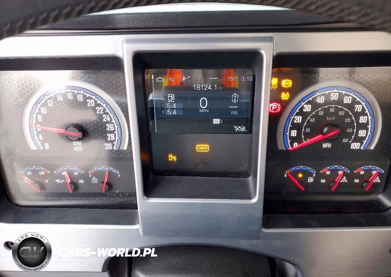 2026 Mack Pinnacle Semi Truck VIN:1M1PN4GY0TM019776 - 9