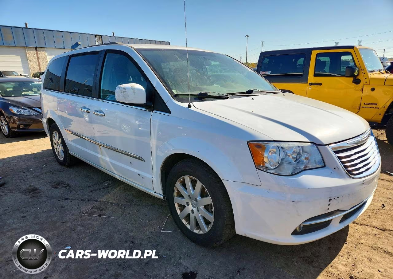 2016 Chrysler Town & Country Touring VIN:2C4RC1BG7GR189227 - 4