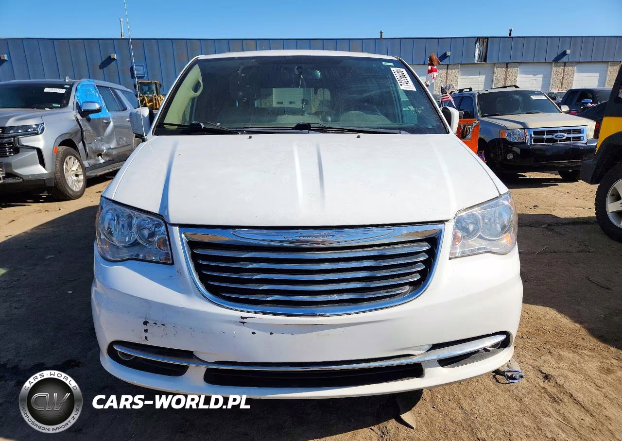 2016 Chrysler Town & Country Touring VIN:2C4RC1BG7GR189227 - 5