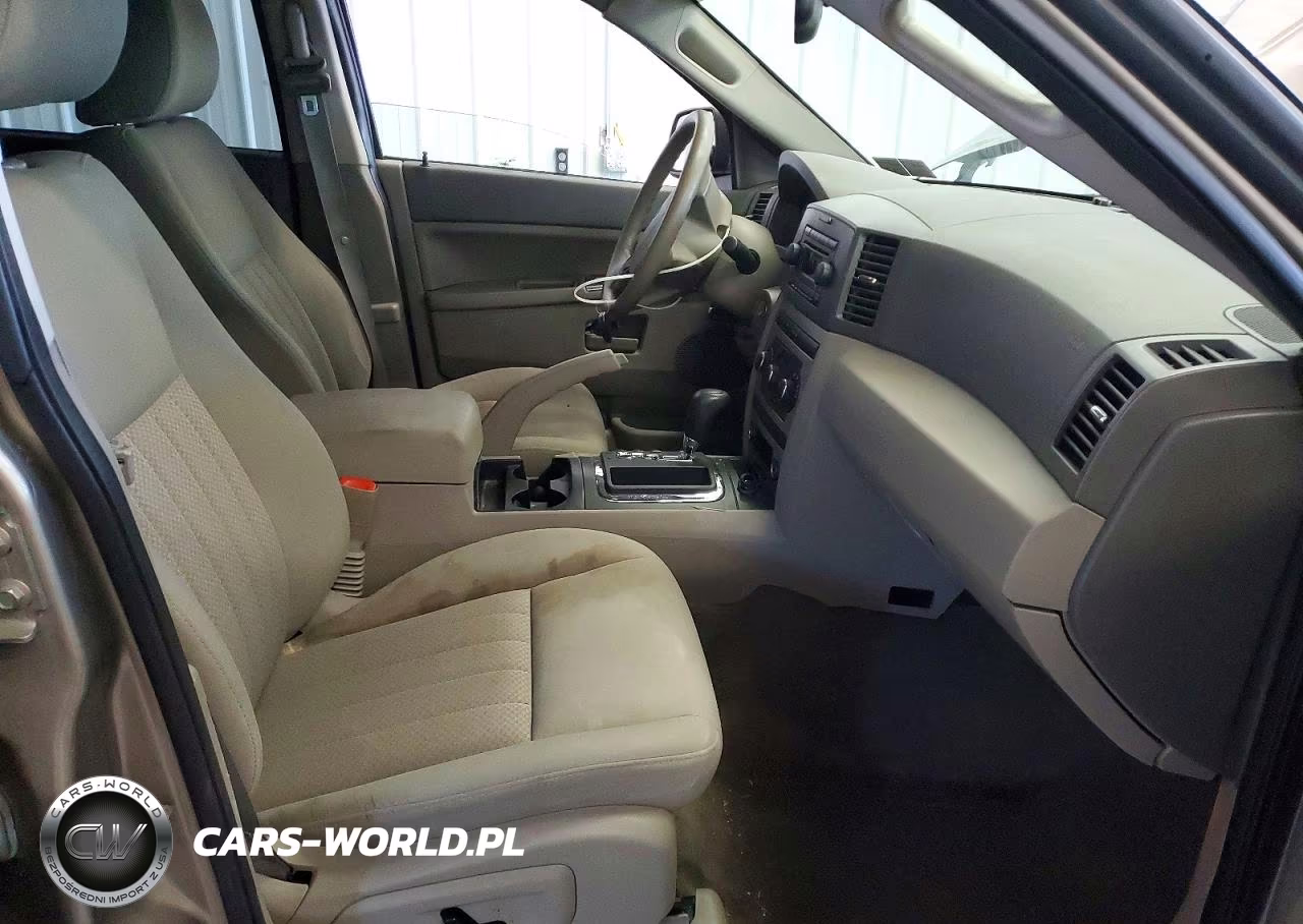 2005 Jeep Grand Cherokee Laredo VIN:1J4GR48K15C529202 - 7
