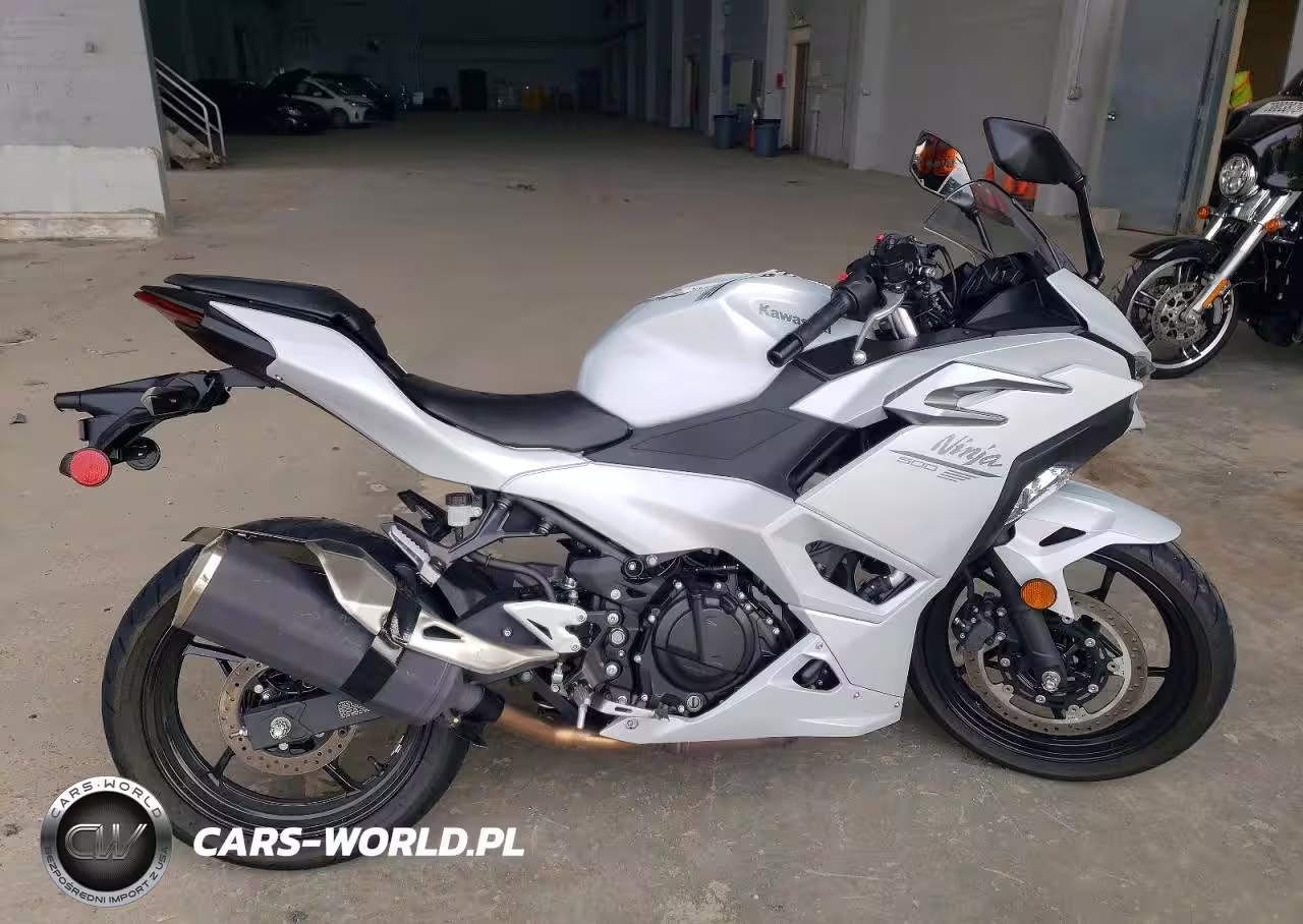 2025 Kawasaki Ex500 H