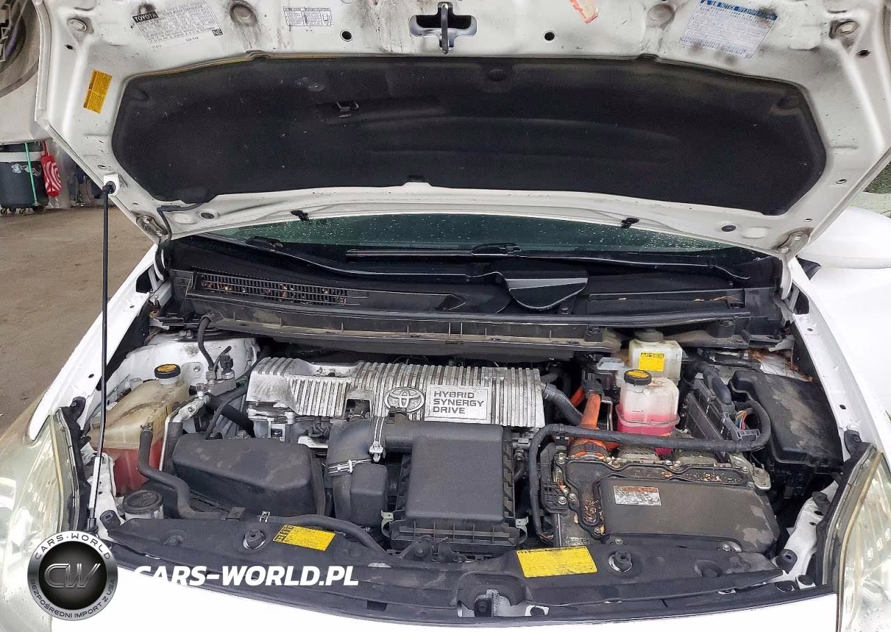 2013 Toyota Prius Two VIN:JTDKN3DU7D5618286 - 11
