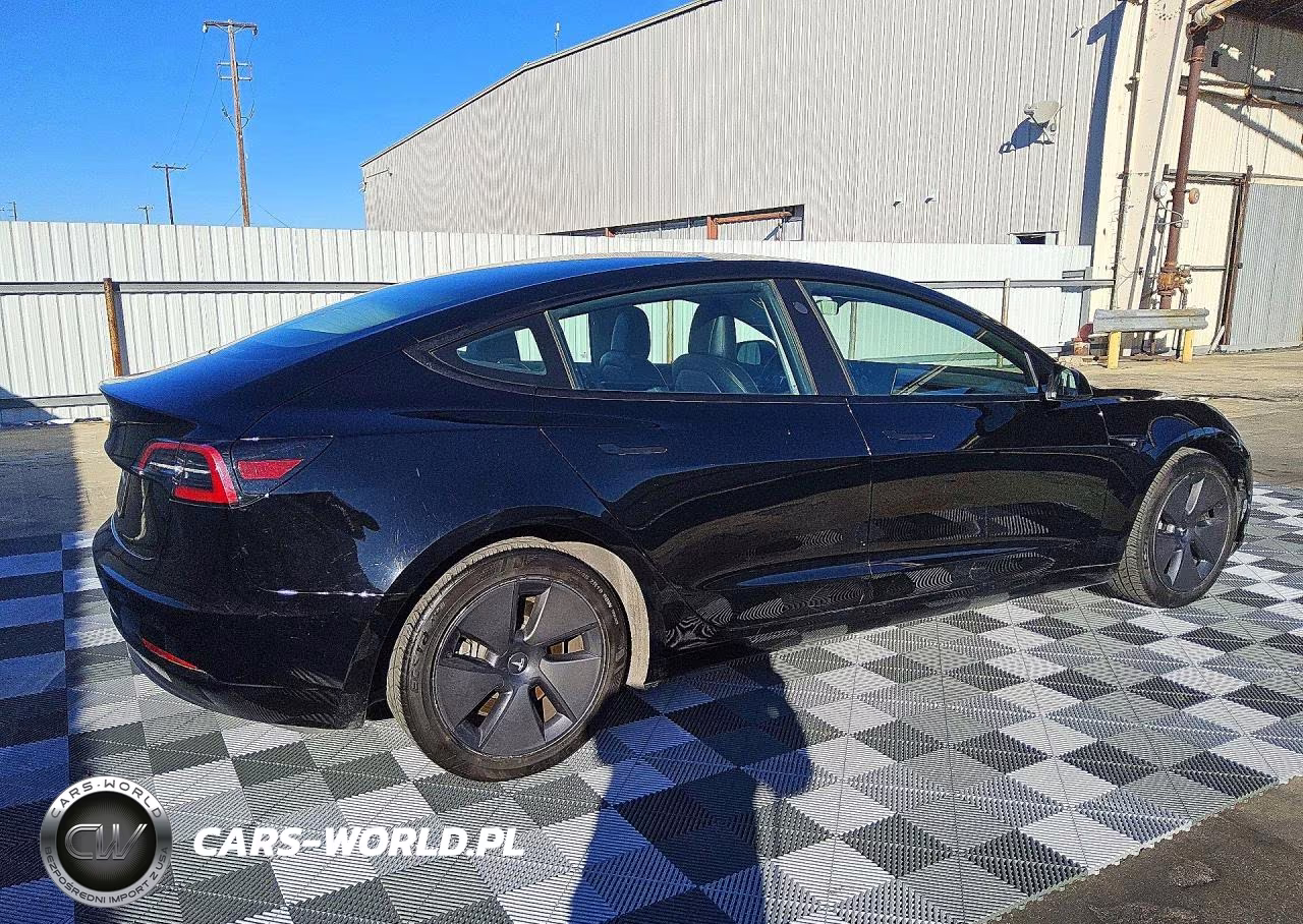 2023 Tesla Model 3 VIN:5YJ3E1EA9PF458671 - 3
